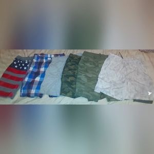 Lot of 6 pairs of boy's shorts Old Navy, Gap, Jumping Beans, Children's Place
